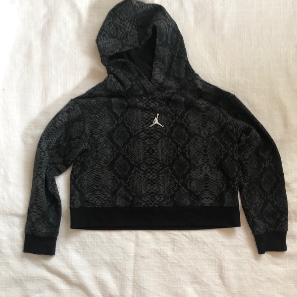 Girls Jordan cropped hoodie (10/12 M)